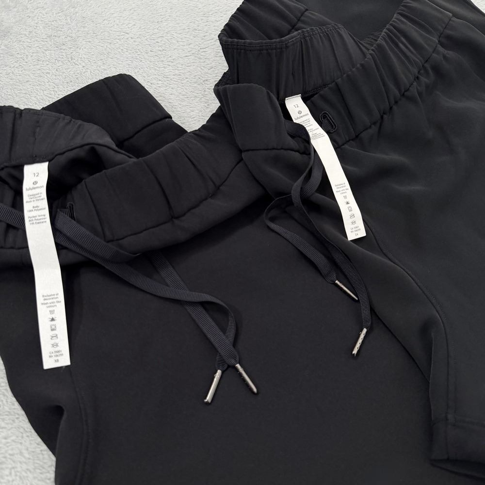 Lululemon On The Fly Pants Lot Of 2 Womens 12 Black 27"Inseam Pull On Athleisure - Picture 3 of 9